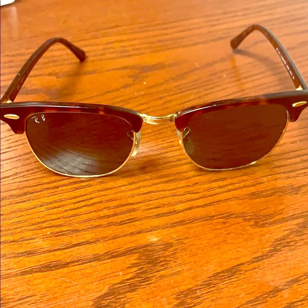 Ray-ban clubmasters!